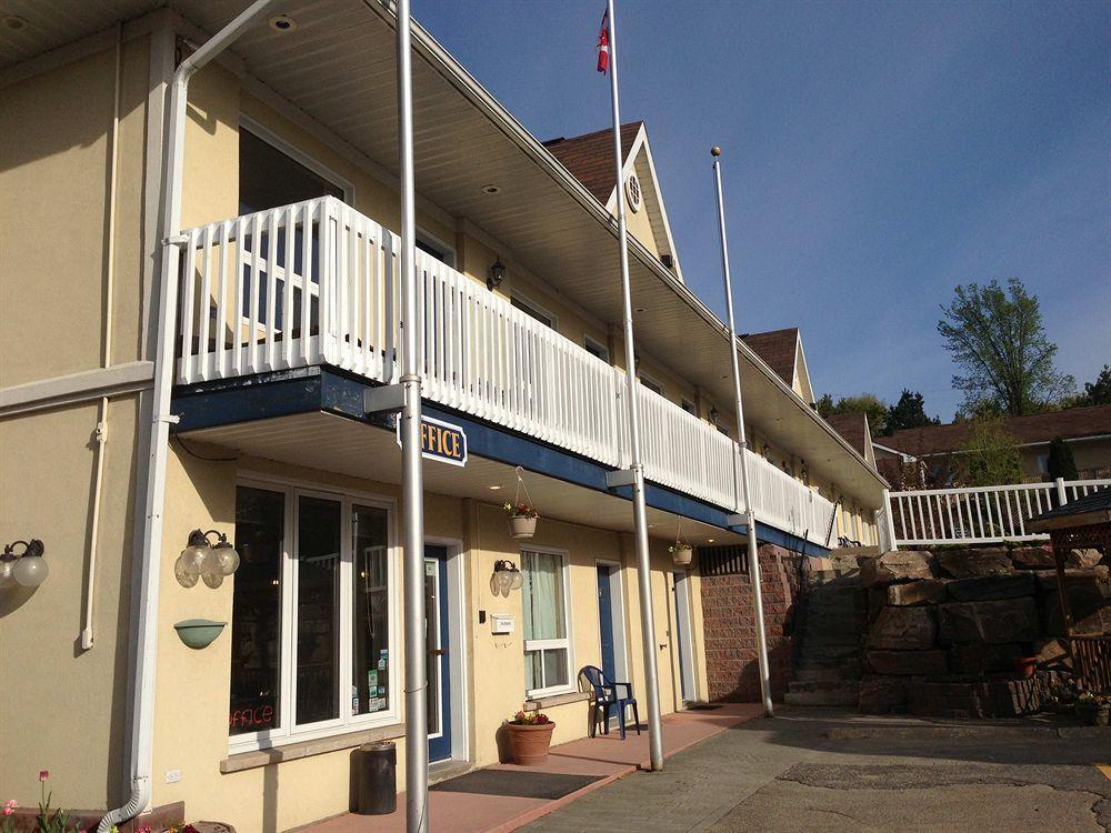 Rainbow Inn Huntsville Exterior photo